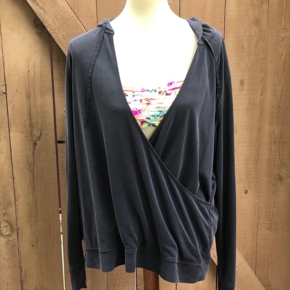 Victoria’s Secret sports top